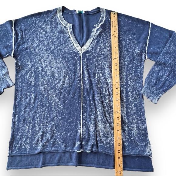 Sundance Reverse Print Split Neck Sweater in Chambray Size Medium - Picture 4 of 7